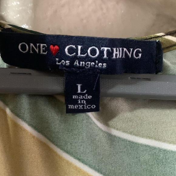 ONE Clothing Multi Color Dress - Picture 4 of 4